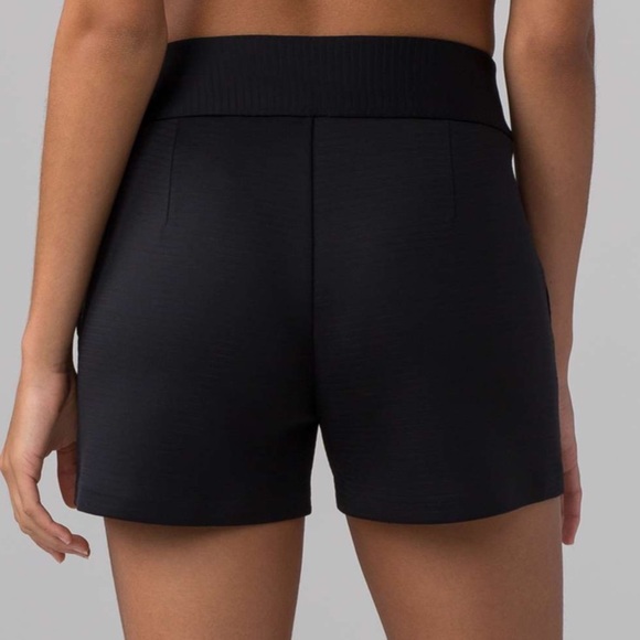 Lululemon Shaped Short 3” Black Size 4 - Picture 4 of 9